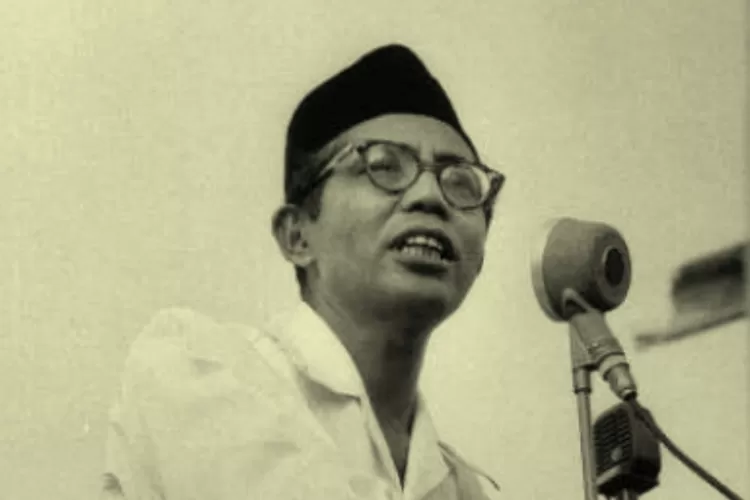 Mohammad-Natsir-Pejuang-Kemerdekaan-Indonesia-dari-Sumatera-Barat-yang-Mendirikan-Partai-Politik-Islam-Pertama-608564636