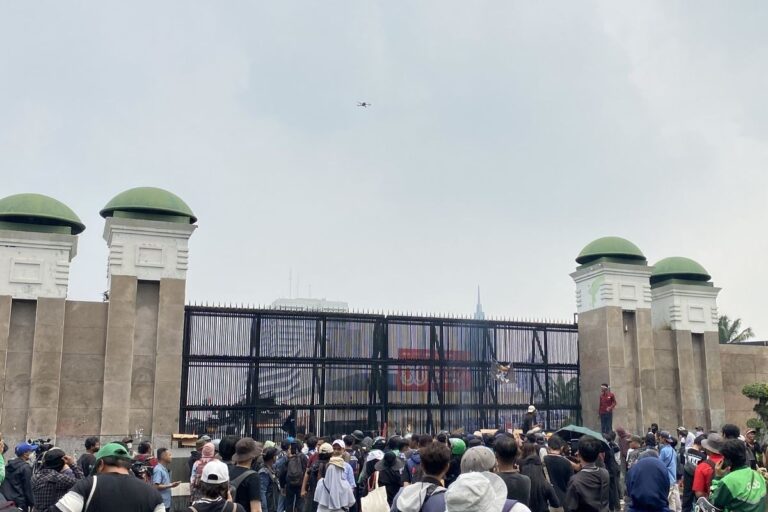 cff8c34a-9391-4f66-8aaa-f3b6fcc98214