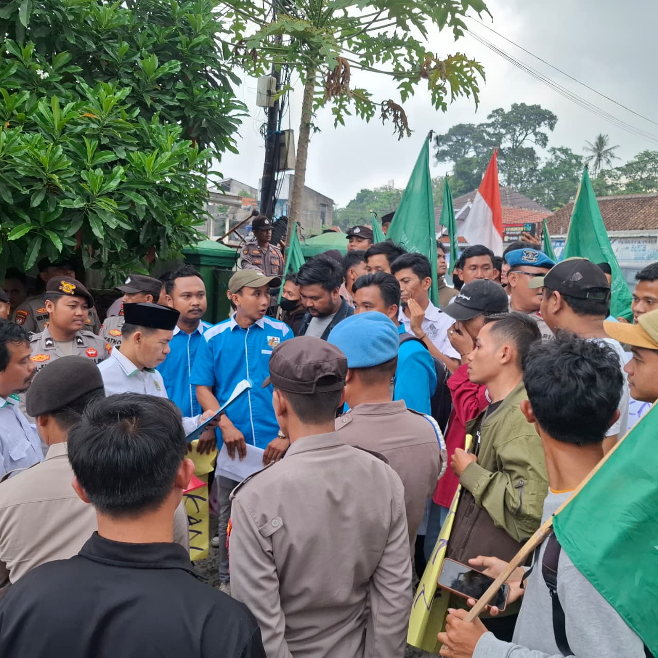 Gambar WhatsApp 2025-10-20 pukul 22.25.54_06796fd8